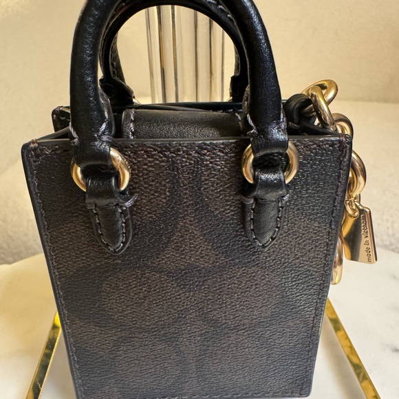 Coach Black Mini Tote Bag Charm NWT, box & dusty - Picture 4 of 5